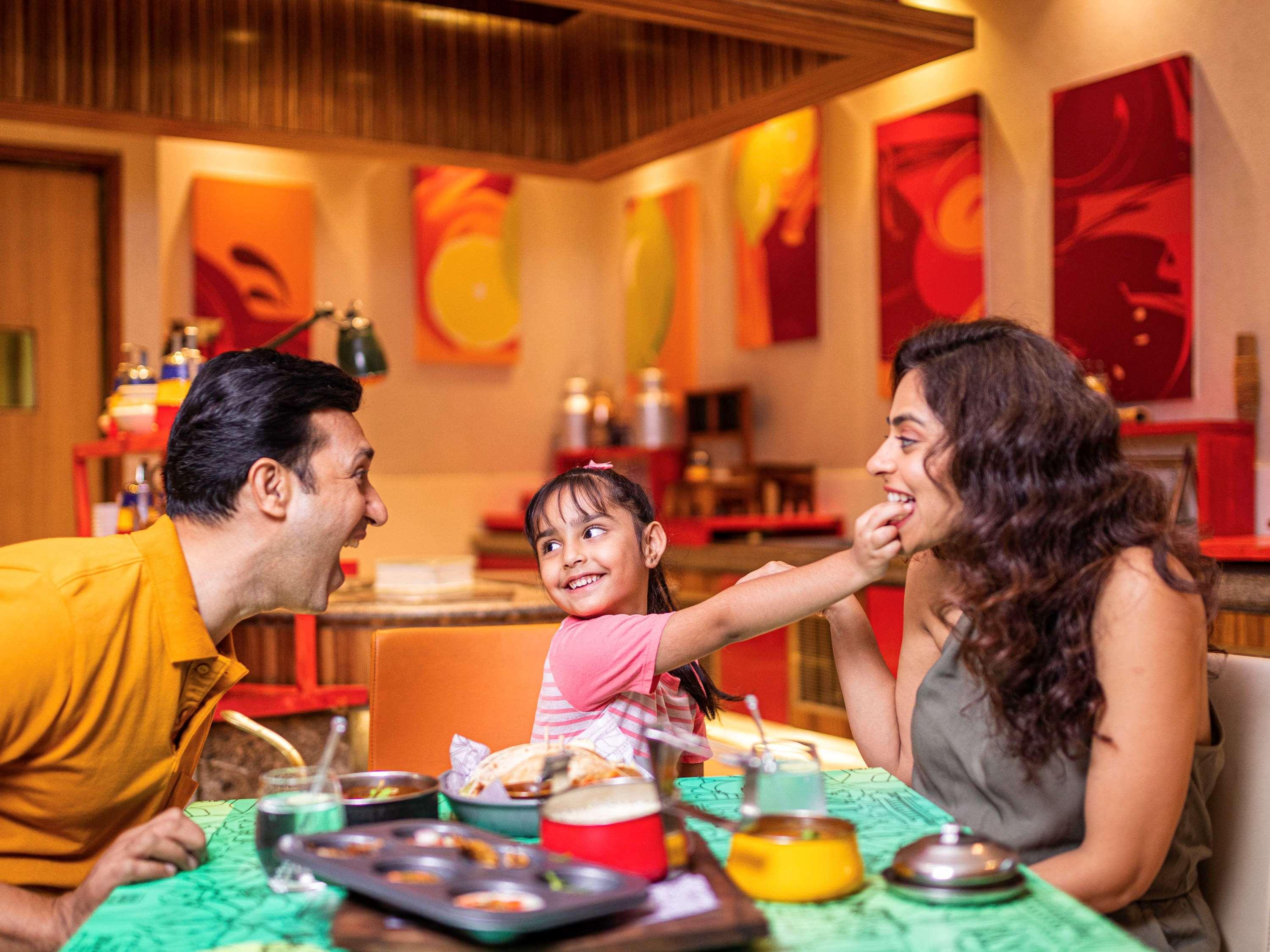 Ibis Jaipur City Centre - An Accor Brand Buitenkant foto